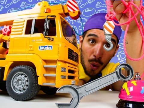 camion gruas de juguete